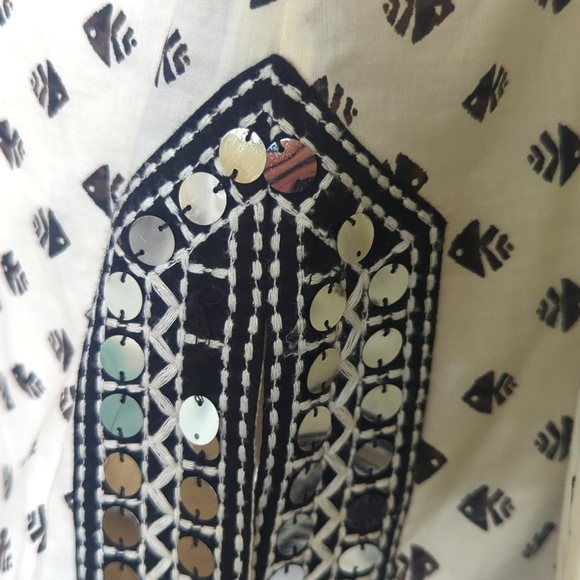 Tory Burch Ivory & Black Fish Print Tunic Top w/ Mirror Sequins - Picture 10 of 12